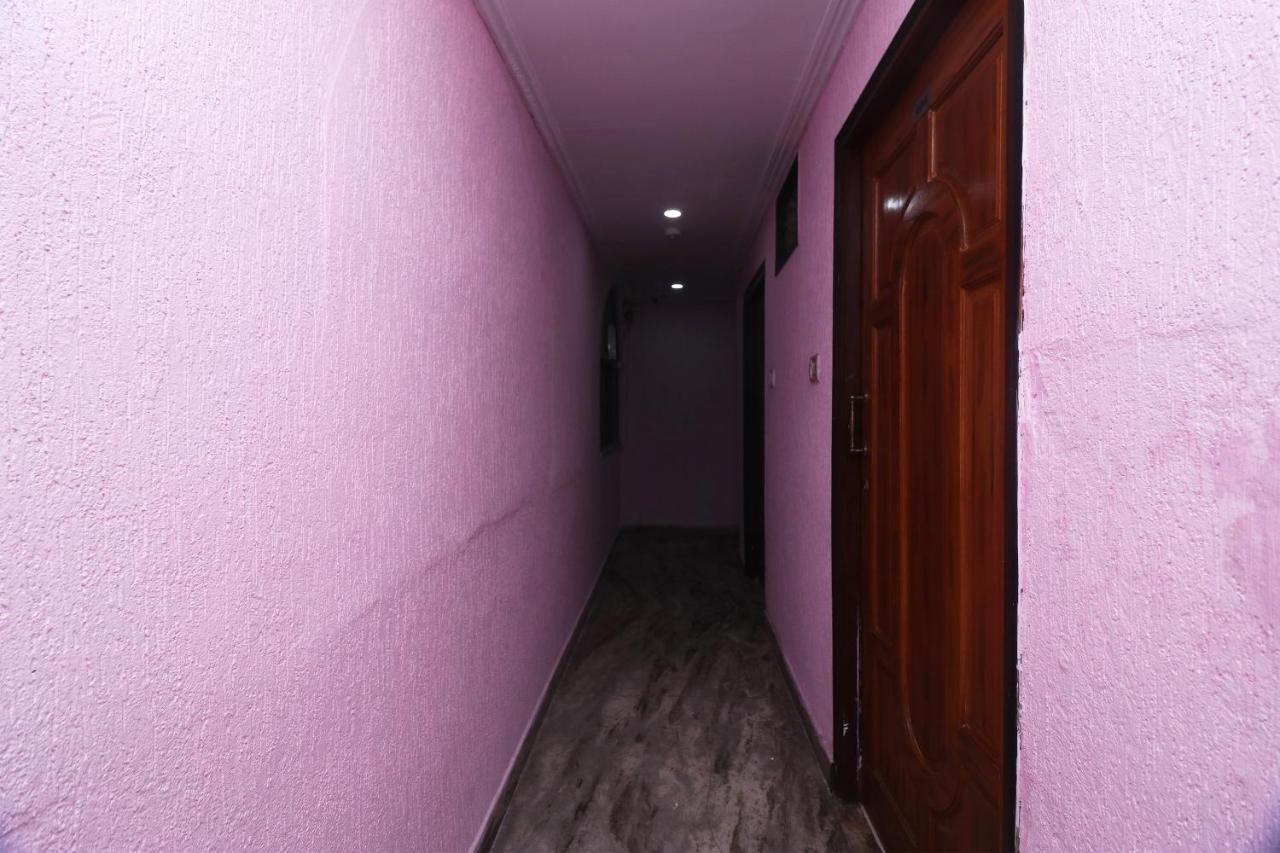 Oyo Flagship 16209 Hotel Ambar Palace Bara Bazar Bagian luar foto